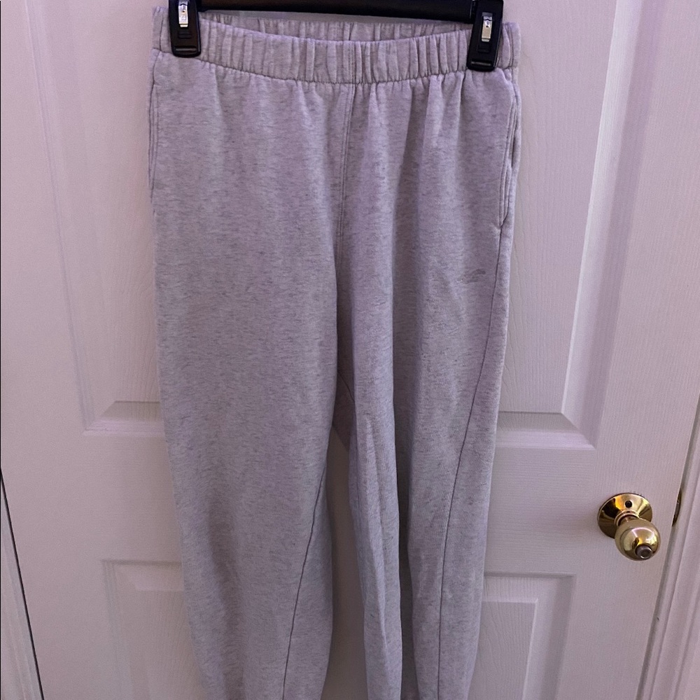 hollister high rise gray sweatpants, barely worn.